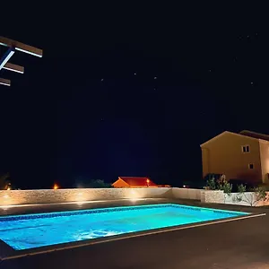 Zaja Apartament